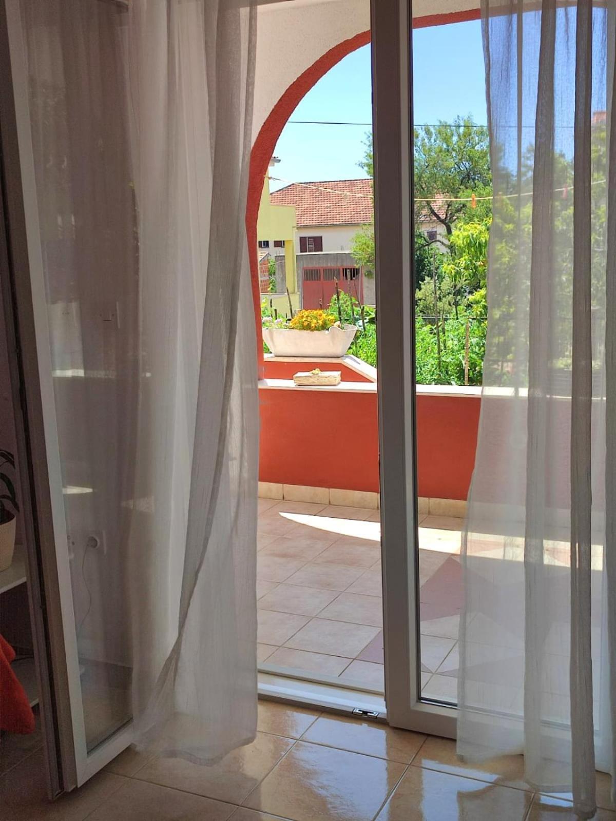 Petra Apartment Vodice Exterior photo